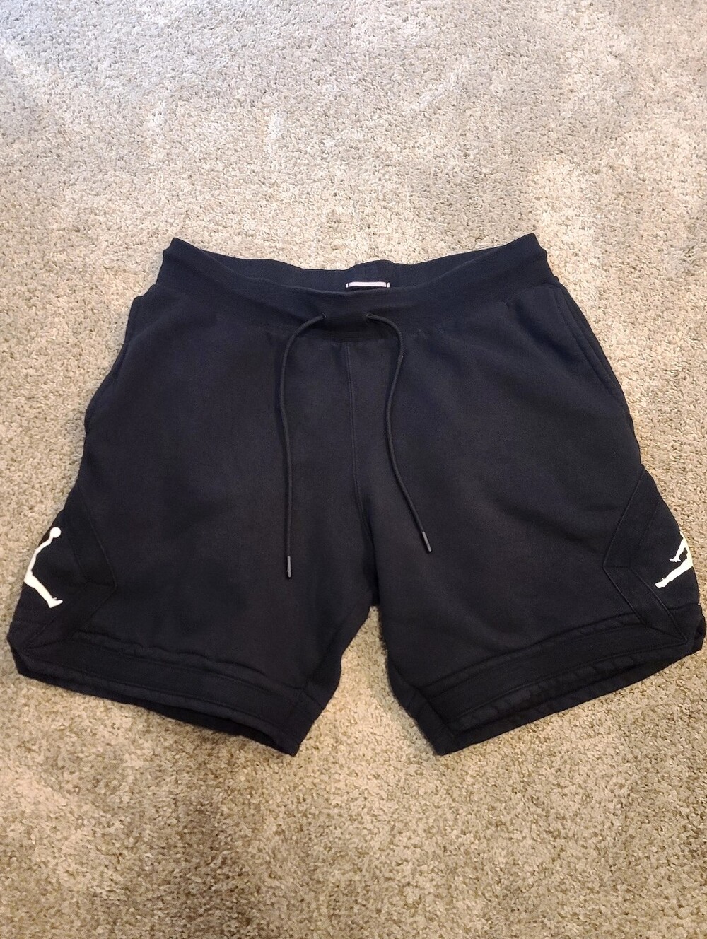 Men's L, Black Jordan Heavy Weight Sweat Shorts